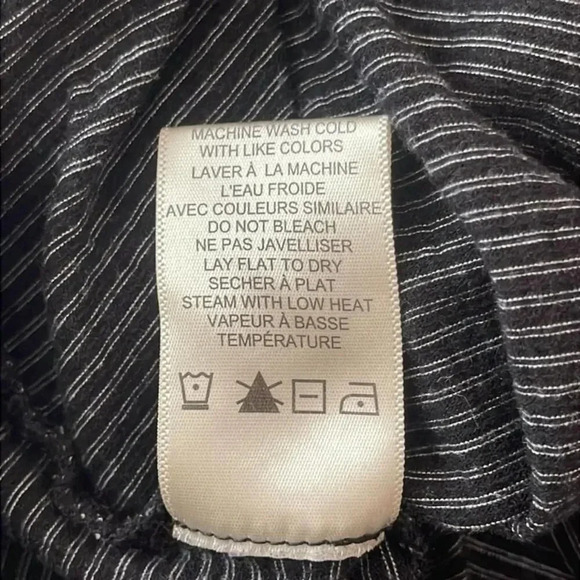 MAX STUDIO Striped Tie Front Sleeveless Shirt Black White Size Medium - Picture 3 of 5